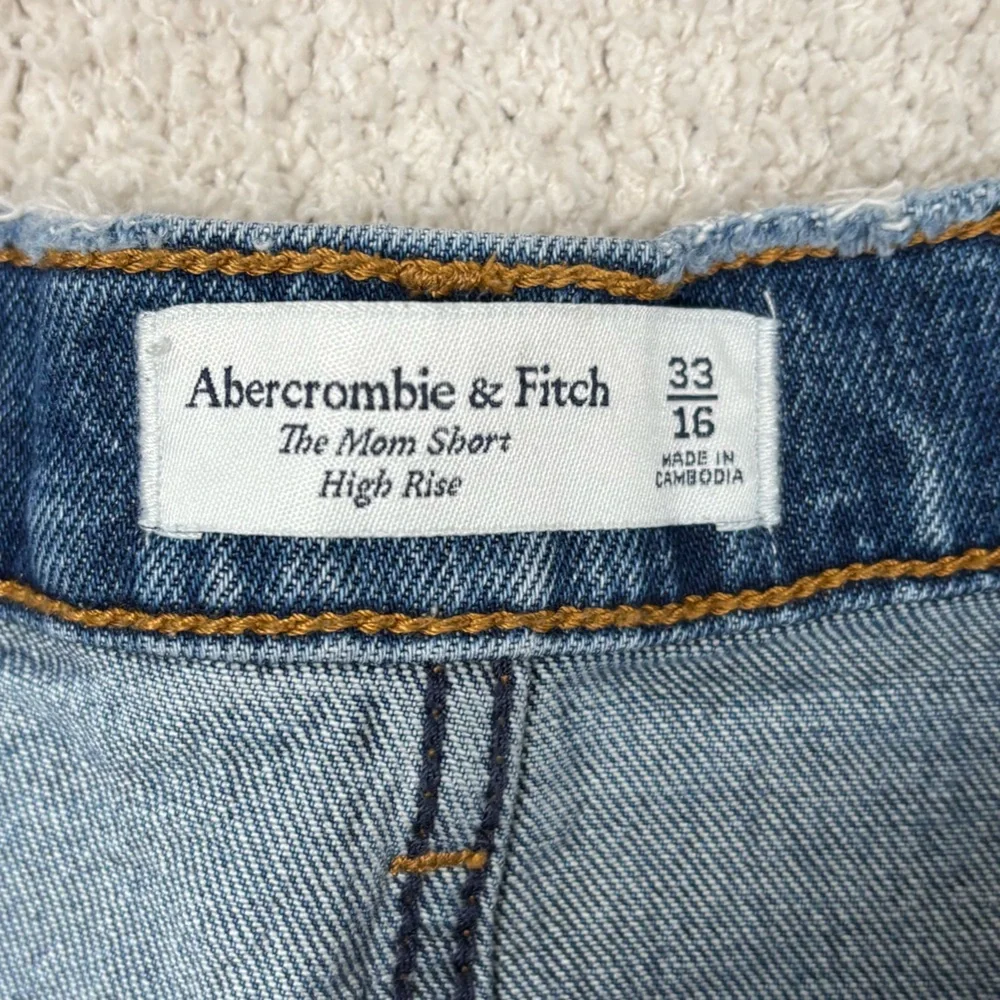 Abercrombie & Fitch Shorts 33‎ Blue The Mom Short High Rise Distressed Cutoff